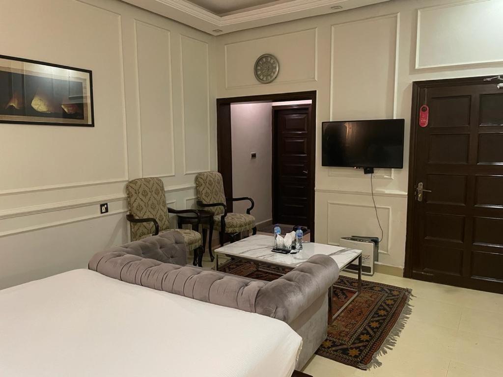 Hotel The Riviera à Islamabad Extérieur photo
